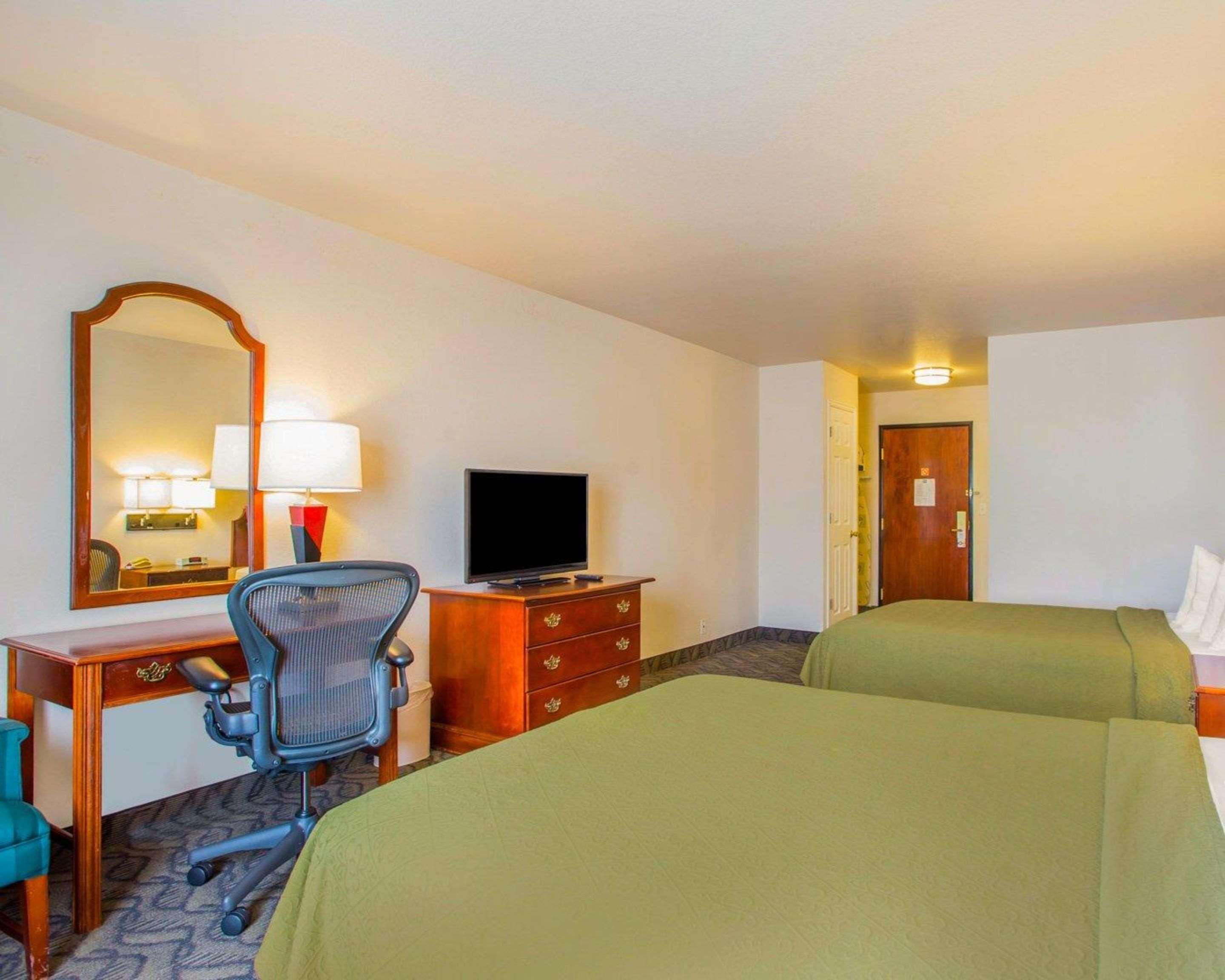 Quality Inn & Suites Airport West Salt Lake City Eksteriør billede